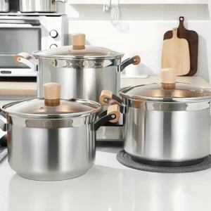 Durable Stainless Steel Soup Pot with Multi-Function Lid, Suitable for Induction and Gas Stove, Wooden Handle - Dora